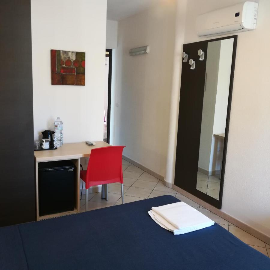 La Locanda Del Mare B&B La Caletta Esterno foto