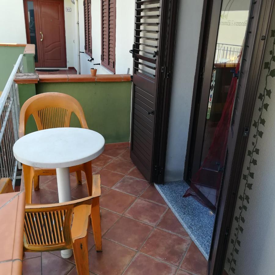 La Locanda Del Mare B&B La Caletta Esterno foto