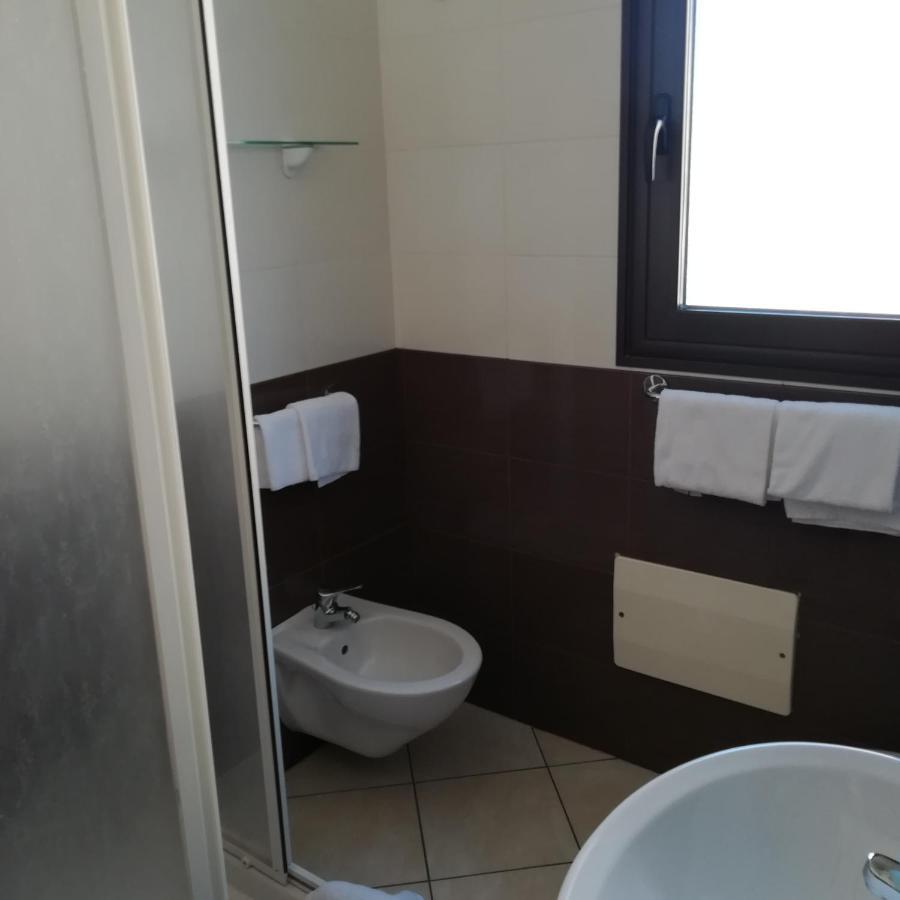 La Locanda Del Mare B&B La Caletta Esterno foto