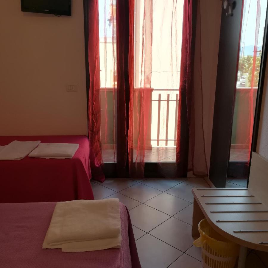 La Locanda Del Mare B&B La Caletta Esterno foto