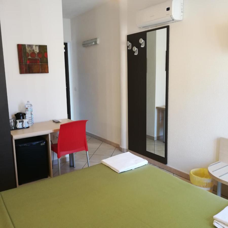La Locanda Del Mare B&B La Caletta Esterno foto